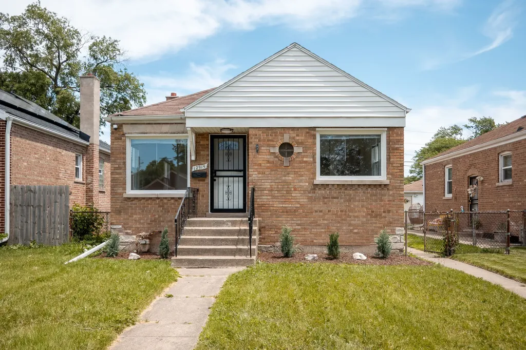 12915 South Parnell Avenue Chicago IL 60628