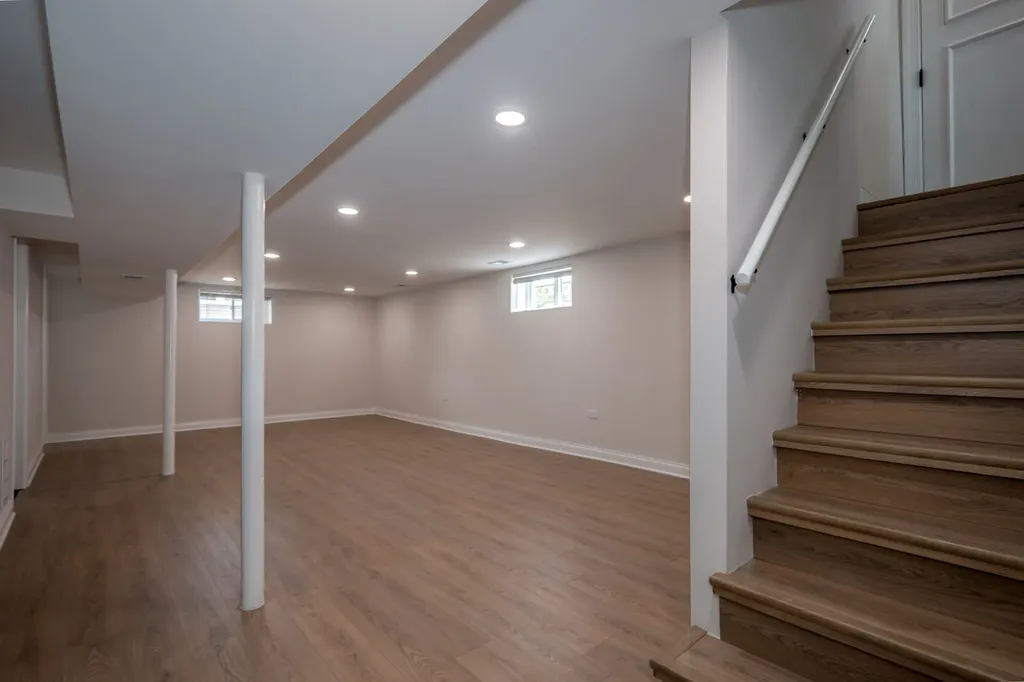 12915 South Parnell Avenue Chicago IL 60628