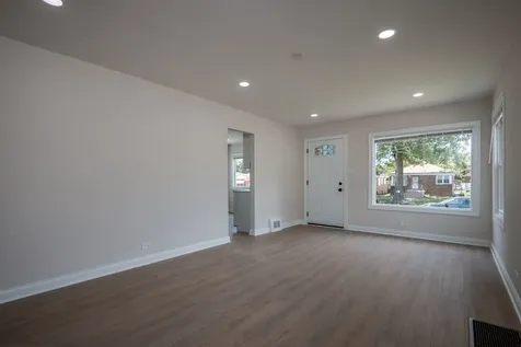 12915 South Parnell Avenue Chicago IL 60628