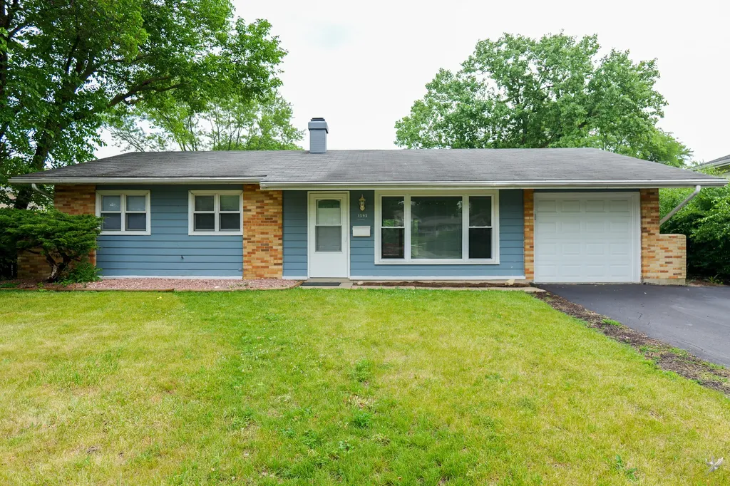 1595 Highland Boulevard Hoffman Estates IL 60169
