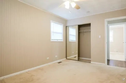 1595 Highland Boulevard Hoffman Estates IL 60169