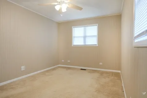 1595 Highland Boulevard Hoffman Estates IL 60169