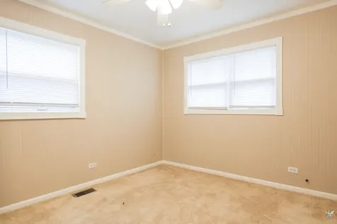 1595 Highland Boulevard Hoffman Estates IL 60169