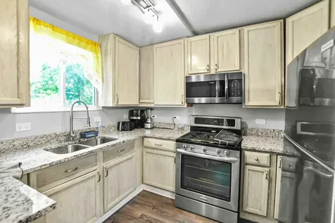 15604 Loomis Avenue Harvey IL 60426