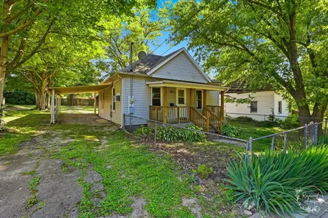 714 West South 9th Street Shelbyville IL 62565