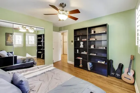 15352 West Cherrywood Lane Libertyville IL 60048