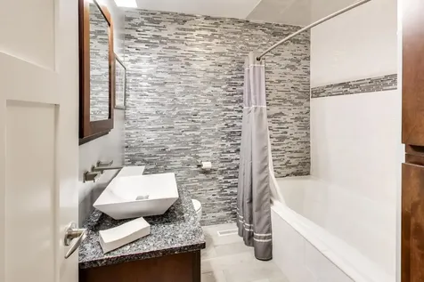 15352 West Cherrywood Lane Libertyville IL 60048