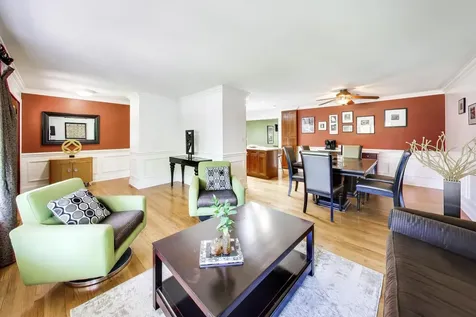 15352 West Cherrywood Lane Libertyville IL 60048