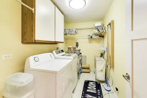 15352 West Cherrywood Lane Libertyville IL 60048