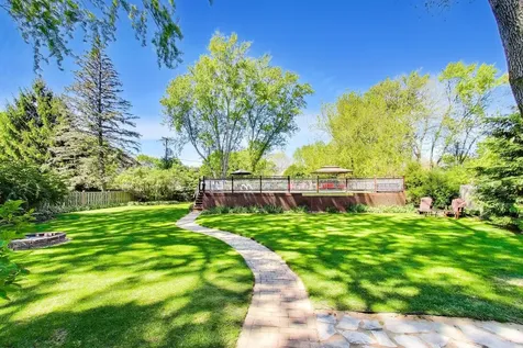 15352 West Cherrywood Lane Libertyville IL 60048