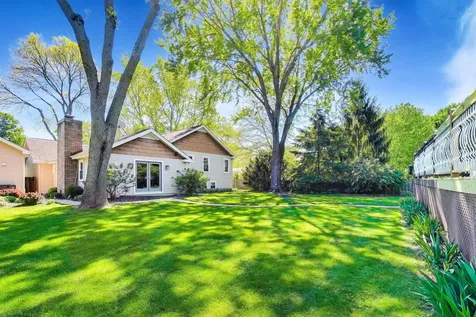 15352 West Cherrywood Lane Libertyville IL 60048