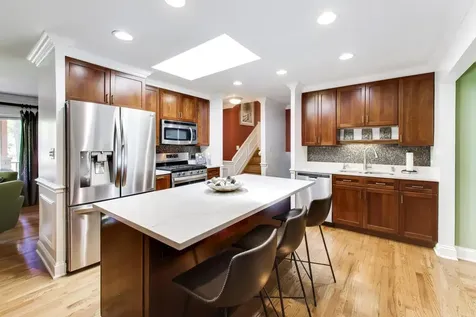 15352 West Cherrywood Lane Libertyville IL 60048