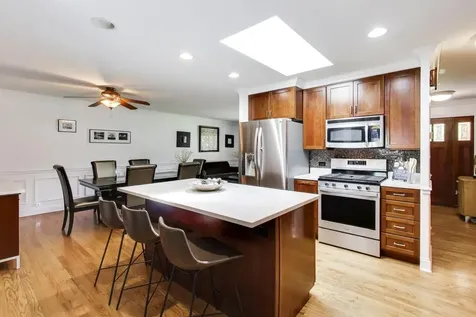 15352 West Cherrywood Lane Libertyville IL 60048