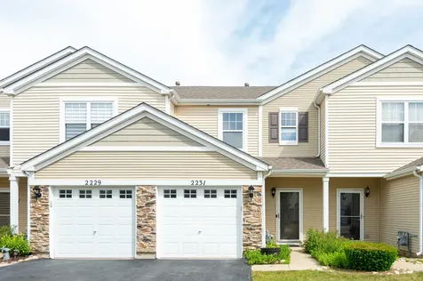 2231 Flagstone Lane Carpentersville IL 60110