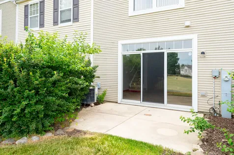 2231 Flagstone Lane Carpentersville IL 60110