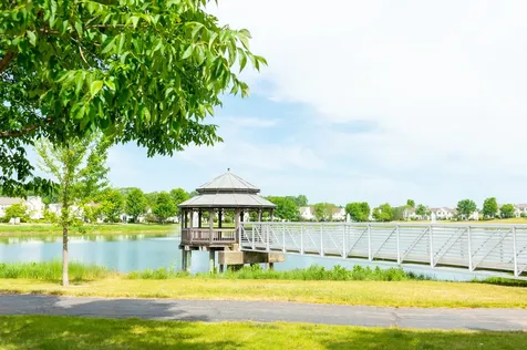 2231 Flagstone Lane Carpentersville IL 60110