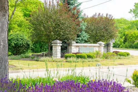 2231 Flagstone Lane Carpentersville IL 60110