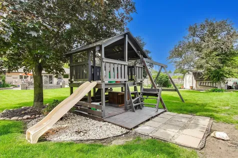 16 South Wildwood Drive Prospect Heights IL 60070