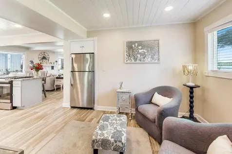 3923 East Lake Shore Drive Wonder Lake IL 60097