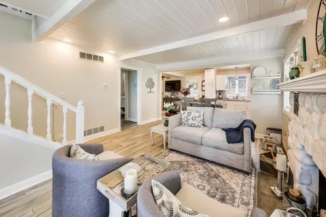 3923 East Lake Shore Drive Wonder Lake IL 60097