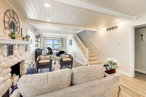 3923 East Lake Shore Drive Wonder Lake IL 60097