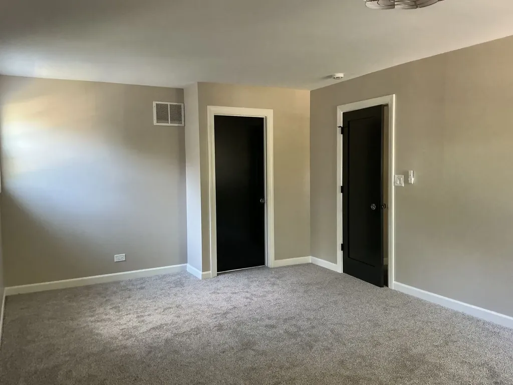 2229 Woodland Circle Naperville IL 60565