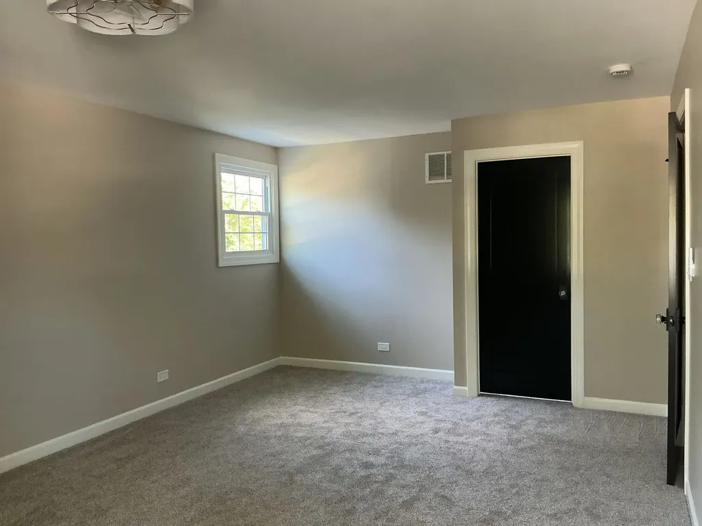 2229 Woodland Circle Naperville IL 60565