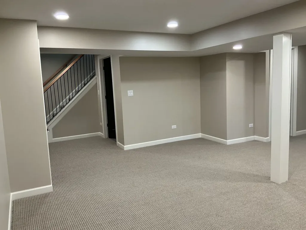 2229 Woodland Circle Naperville IL 60565