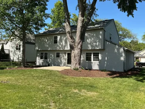 2229 Woodland Circle Naperville IL 60565