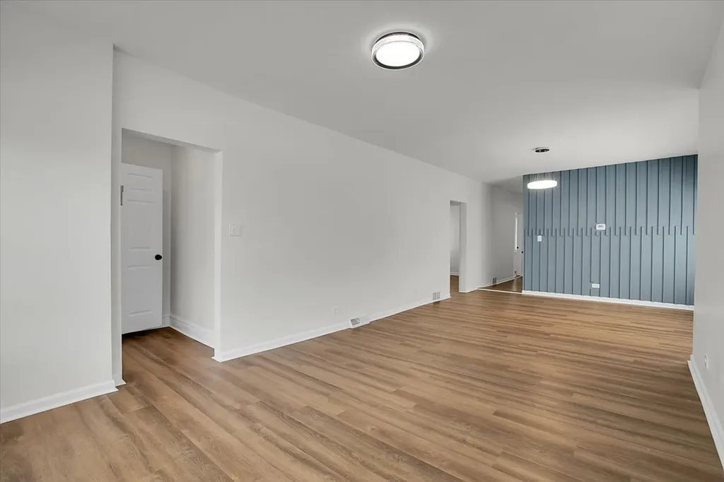 11741 South Wentworth Avenue Chicago IL 60628