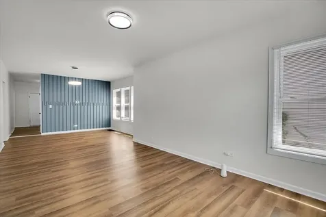 11741 South Wentworth Avenue Chicago IL 60628