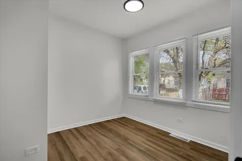 11741 South Wentworth Avenue Chicago IL 60628
