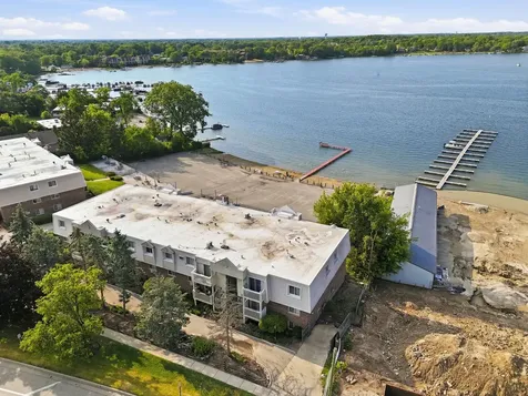 213 East Liberty Street Wauconda IL 60084