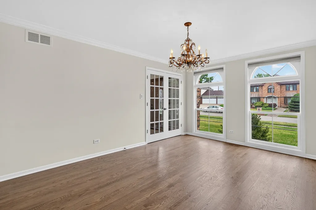 8415 Country Club Lane Orland Park IL 60462