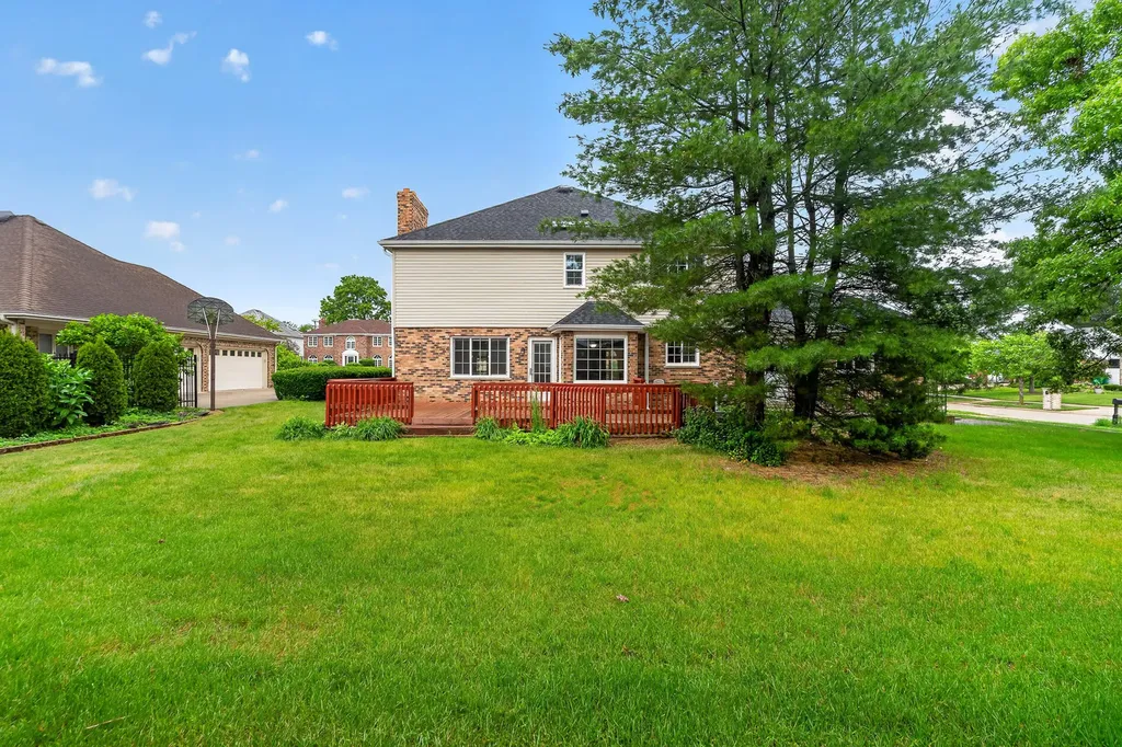 8415 Country Club Lane Orland Park IL 60462