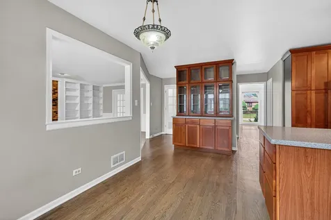 8415 Country Club Lane Orland Park IL 60462
