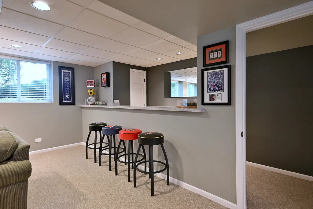 2S025 Twin Oaks Drive Wheaton IL 60189