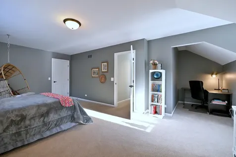 2S025 Twin Oaks Drive Wheaton IL 60189