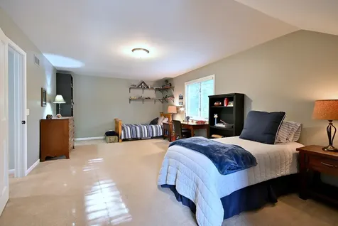 2S025 Twin Oaks Drive Wheaton IL 60189
