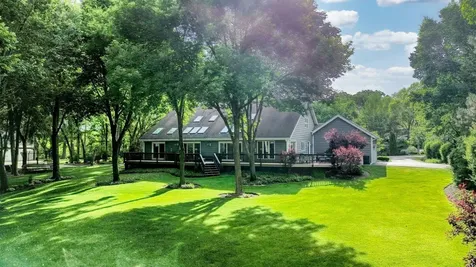 2S025 Twin Oaks Drive Wheaton IL 60189