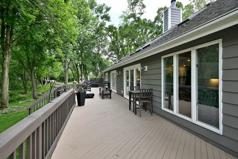 2S025 Twin Oaks Drive Wheaton IL 60189