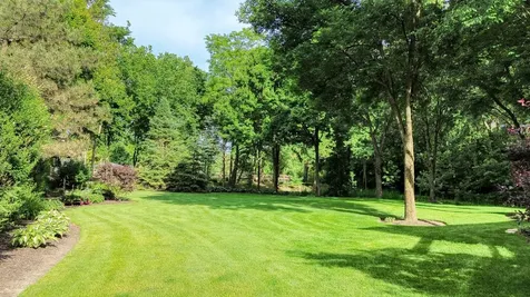 2S025 Twin Oaks Drive Wheaton IL 60189