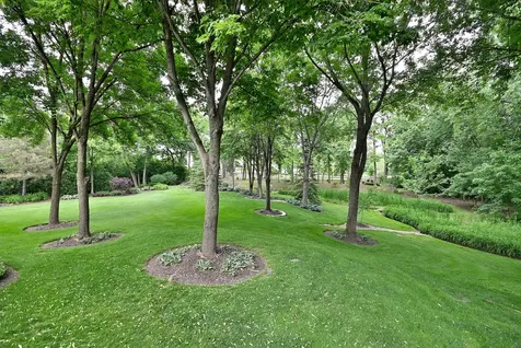 2S025 Twin Oaks Drive Wheaton IL 60189