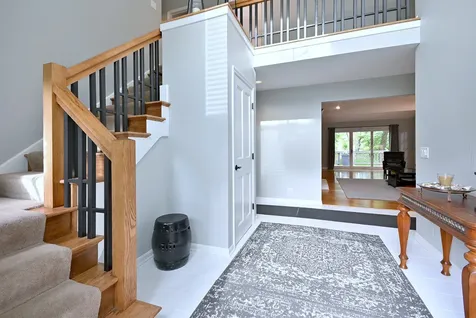 2S025 Twin Oaks Drive Wheaton IL 60189
