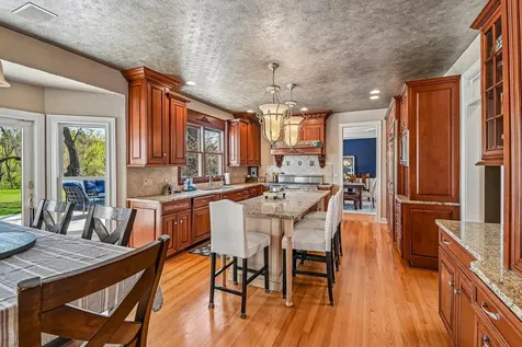 3N681 Trotter Lane St. Charles IL 60175