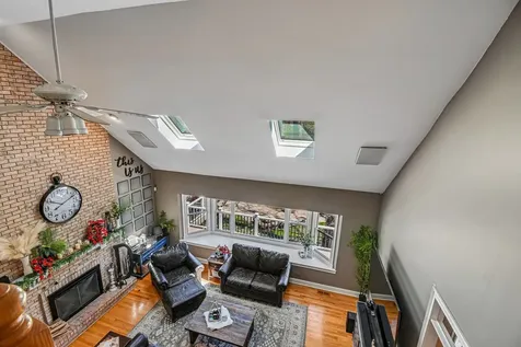 3N681 Trotter Lane St. Charles IL 60175