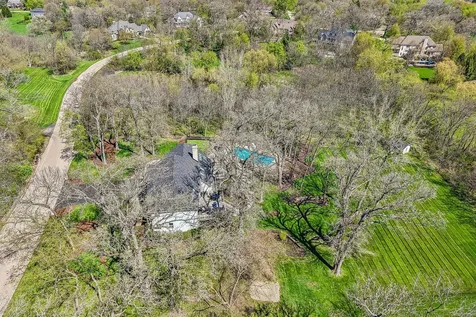 3N681 Trotter Lane St. Charles IL 60175