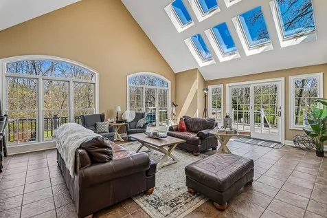 3N681 Trotter Lane St. Charles IL 60175