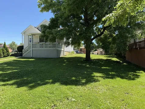 700 Mccarthy Street Lemont IL 60439