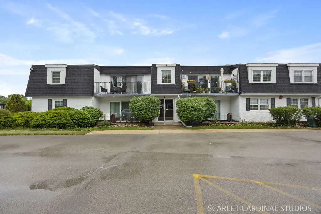 1115 Royal St George Drive Naperville IL 60563